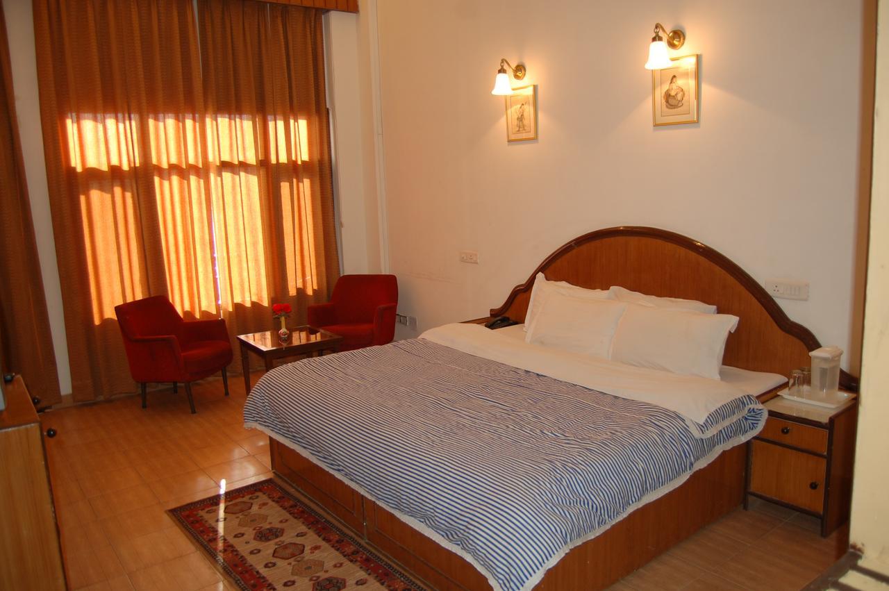 Centarosa Resort Chail ภายนอก รูปภาพ